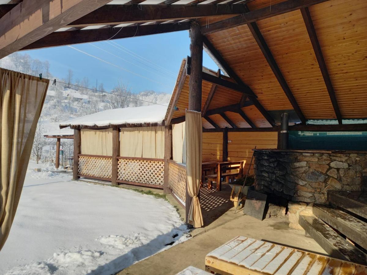 Садиба Райський Куточок Hồ Hồ Synevyr Ngoại thất bức ảnh
